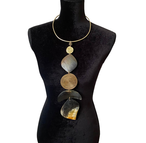 Mixed Horn Surutia Pendant