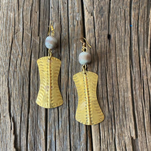 Load image into Gallery viewer, Stamped Brass Earrings