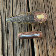 Load image into Gallery viewer, Batik Snake Spear Cuff