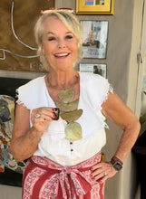 Load image into Gallery viewer, The Kendall Abstract Necklace