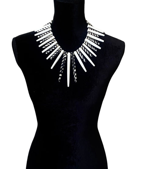 Blk & White Spike Collar Necklace