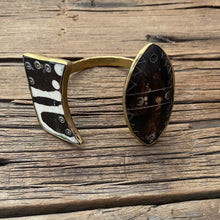Load image into Gallery viewer, Black &amp; White Tribal Cuff