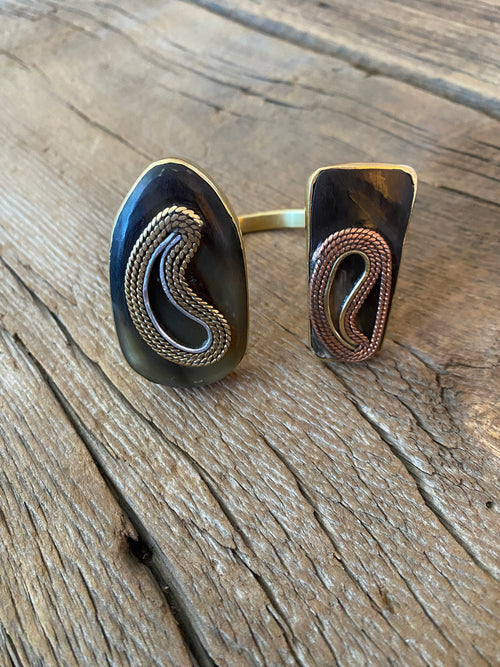 Squiggle Cuff