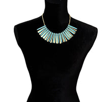 Load image into Gallery viewer, Howlite Spike Choker