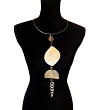 Load image into Gallery viewer, Half Moon Choker