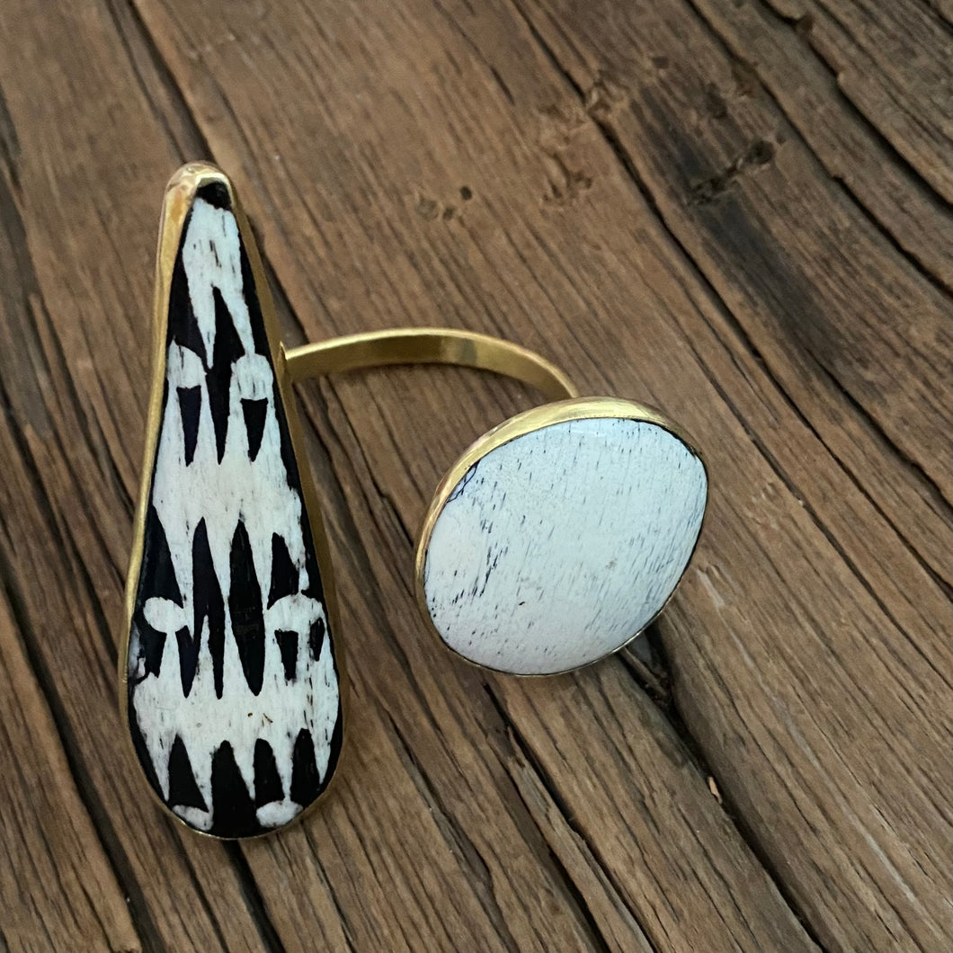 Blk & White Batik Cuff