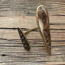 Load image into Gallery viewer, Double Horn Cuff