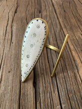 Load image into Gallery viewer, Spear Cuff