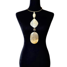 Load image into Gallery viewer, Light Horn Choker Pendant