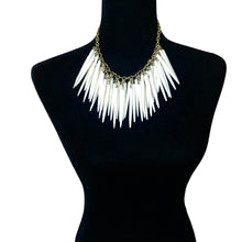 Load image into Gallery viewer, Grey Spike Choker