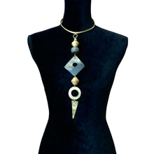 Load image into Gallery viewer, Tribal Pendant Choker
