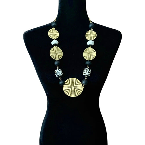 Surutia Spirit Chain Necklace