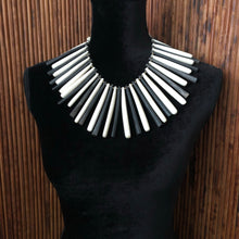 Load image into Gallery viewer, Blk &amp; White Stick Collar Necklace