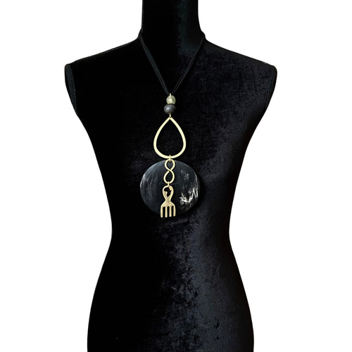 Daufe Choker Pendant