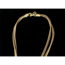 Load image into Gallery viewer, Heart of Horn Choker Pendant