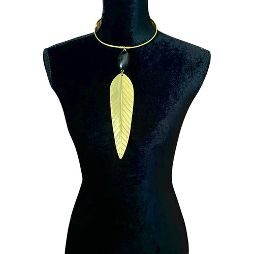 Black Leaf Choker