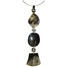 Load image into Gallery viewer, Blk &amp; White Horn Pendant